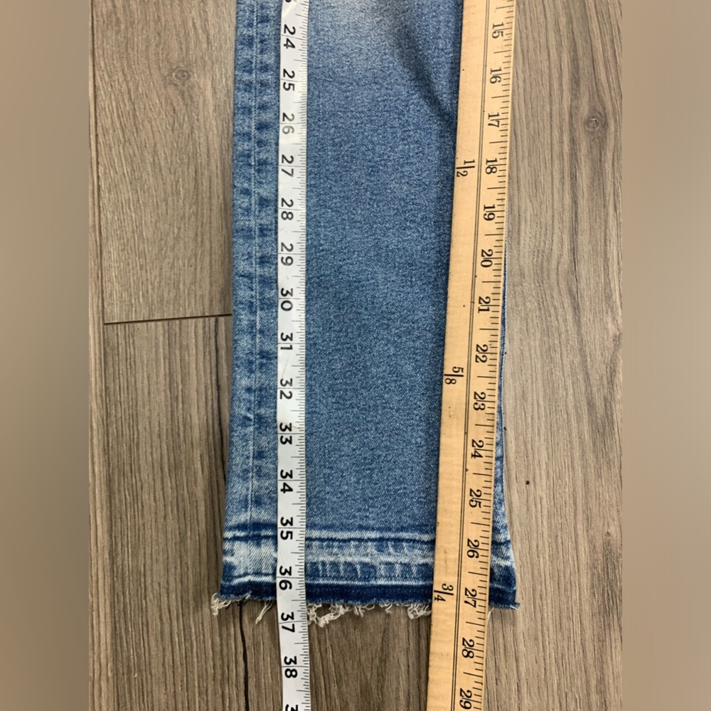 RtA Road To‎ Awe jeans Distressed Skinny Jeans Sz 26 - Picture 4 of 9